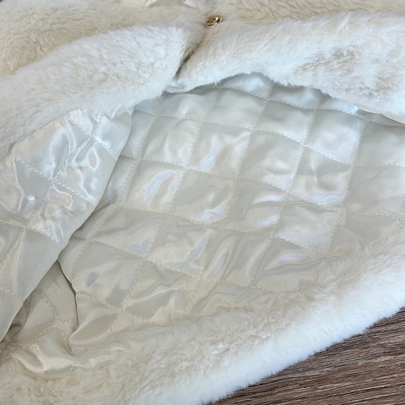 Gymboree Faux Fur Shrug Quilted Dress Coat White Plush Girls Size 7 - Picture 5 of 7